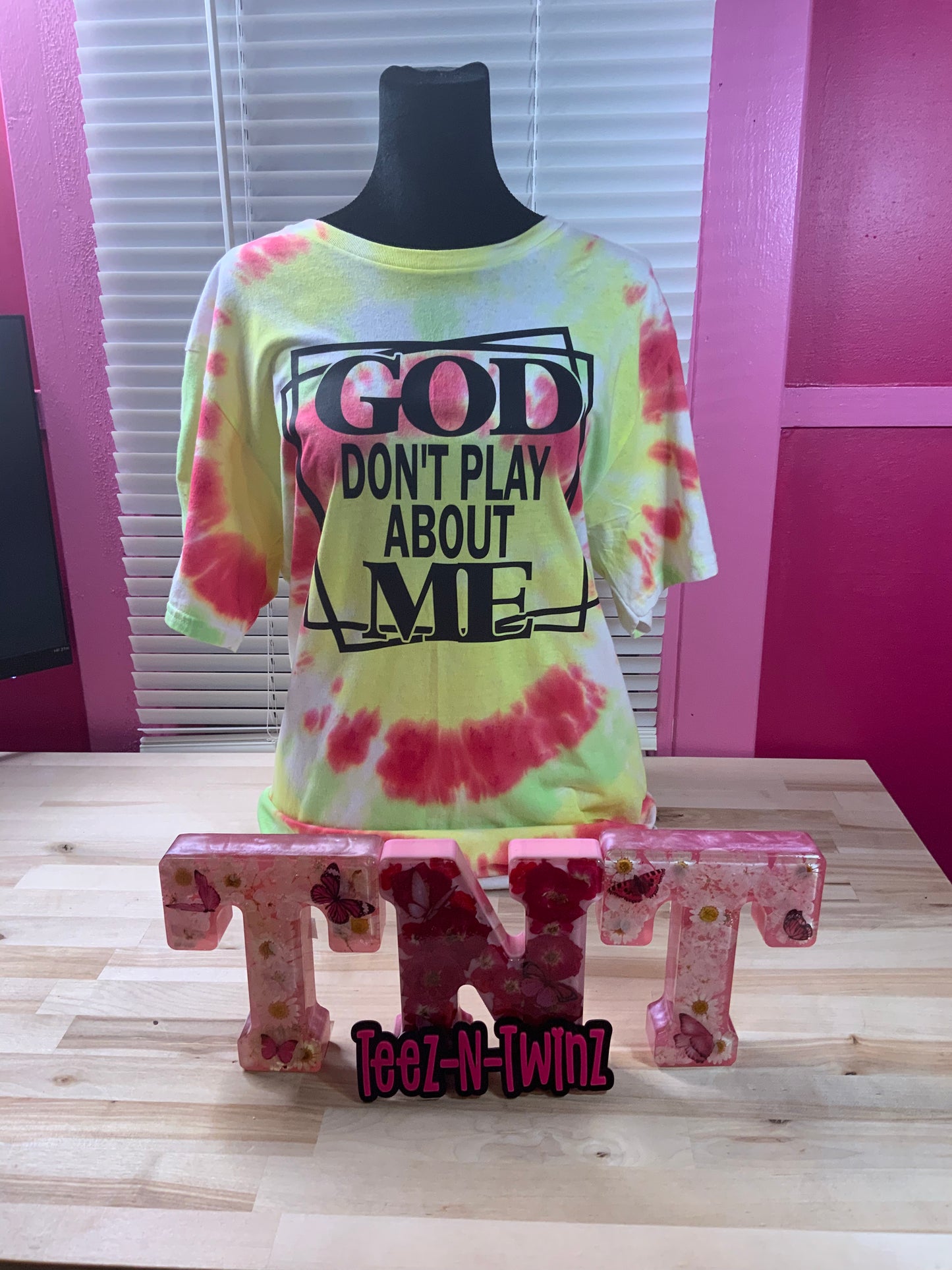 GOD DON'T PLAY ABOUT ME. (YELLOW/RED)