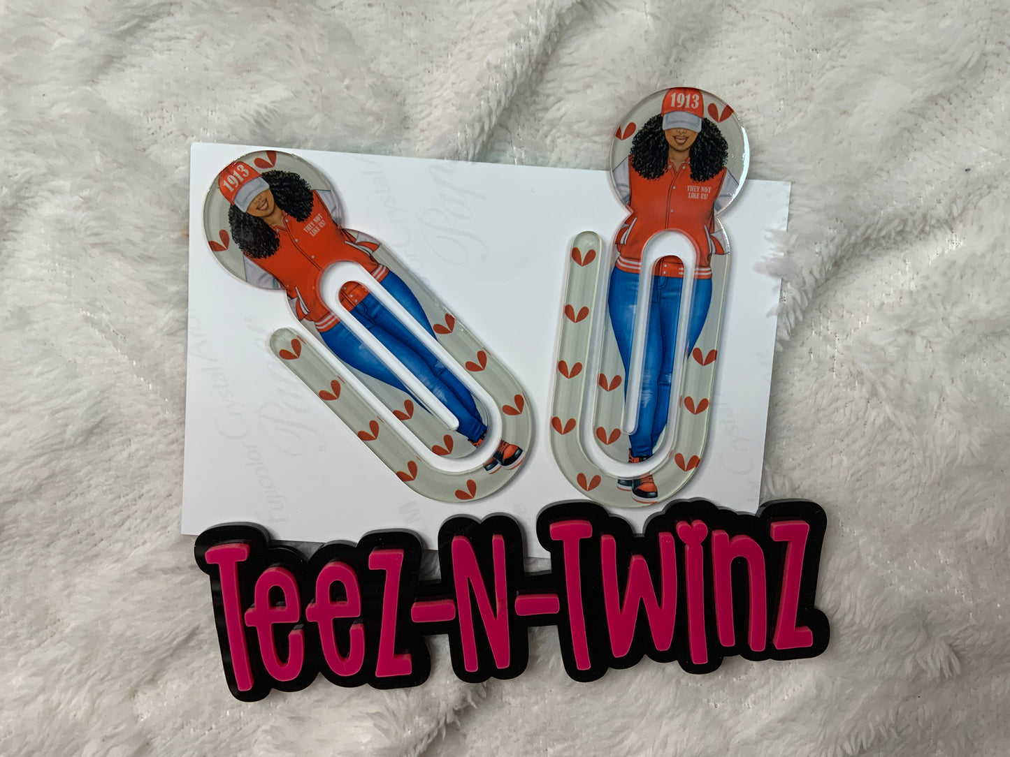 THEY NOT LIKE US JUMBO PAPER CLIP ( 1 EACH )